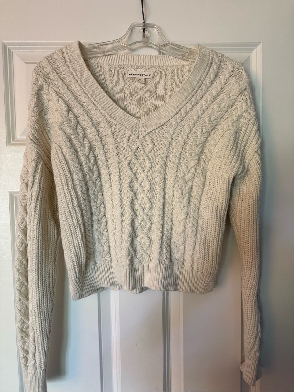 Aeropostale Ivory Cable Knit V-Neck Sweater